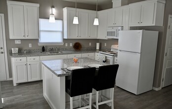 807 E Starr St, Unit A in Mercedes, TX - Building Photo - Building Photo