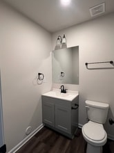 1215 Collins Dr in Burlington, NC - Building Photo - Building Photo