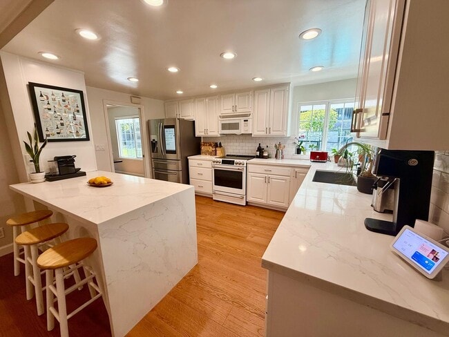 2941 Trotter Way in Walnut Creek, CA - Building Photo - Building Photo