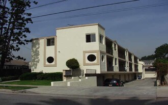 221 W Linda Vista Ave Apartments