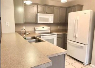 219 Fox Creek Blvd in Woodstock, GA - Building Photo - Building Photo