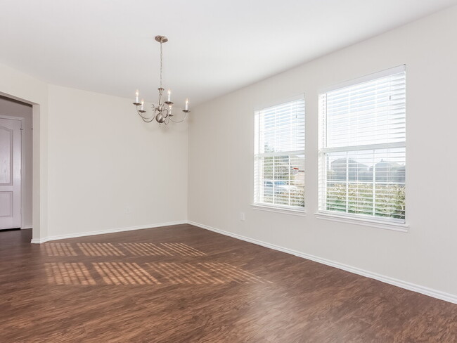 103 Red Wolf Ln in Red Oak, TX - Building Photo - Building Photo