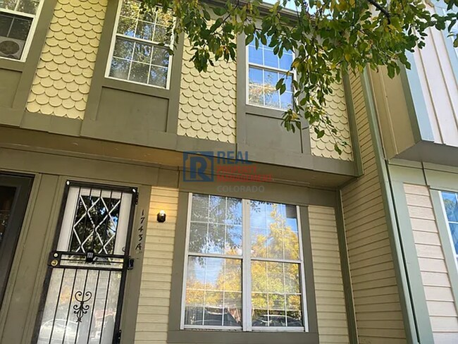 1743 S Blackhawk Way in Aurora, CO - Building Photo - Building Photo