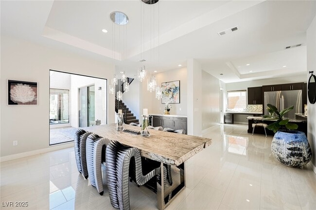 property at 19 Garden Rain Dr
