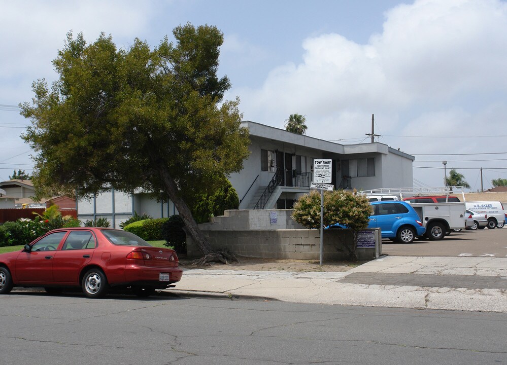 4212 Oregon St in San Diego, CA - Building Photo