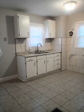 3502 River Park Dr in Louisville, KY - Foto de edificio - Building Photo