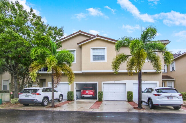 108 Lighthouse Cir in Tequesta, FL - Building Photo - Building Photo