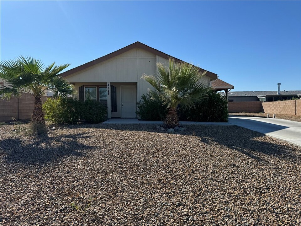 4318 Amanda Ave in Bullhead City, AZ - Building Photo