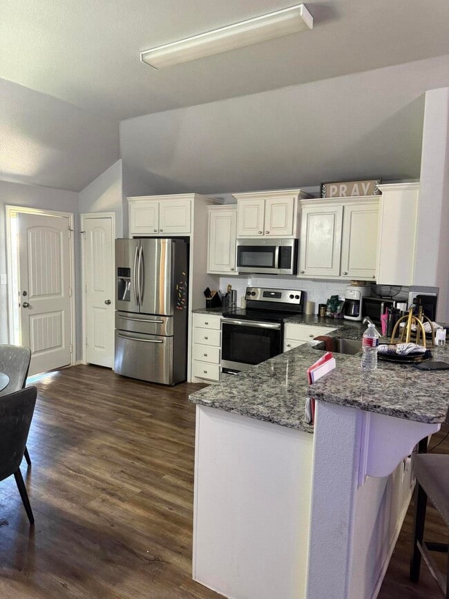 1102 Preston Trails in Wolfforth, TX - Building Photo - Building Photo