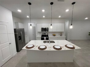 8366 NW 7th Ct in Plantation, FL - Building Photo - Building Photo