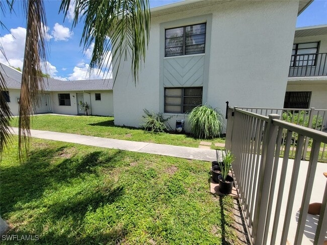 property at 919 SE 8th Terrace