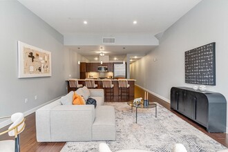 43 Westland Ave, Unit A206 in Boston, MA - Building Photo - Building Photo