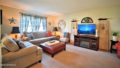 11 Reef Pl in Brick, NJ - Building Photo - Building Photo