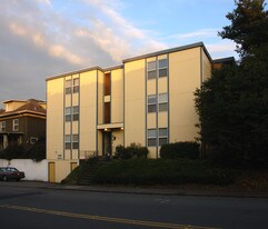 5520 15th Ave NE Apartments