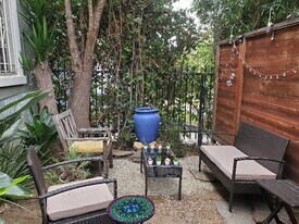 1436 Formosa N Ave, Unit 2 in Los Angeles, CA - Building Photo