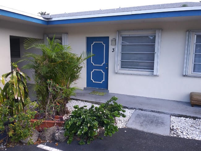 property at 1610 Shirley Ct