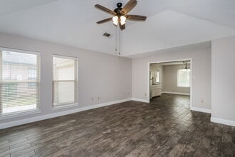 9923 Adina Cove in Olive Branch, MS - Building Photo - Building Photo