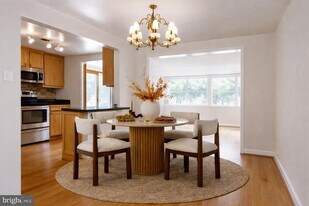 8808 Allentown Rd in Fort Washington, MD - Building Photo