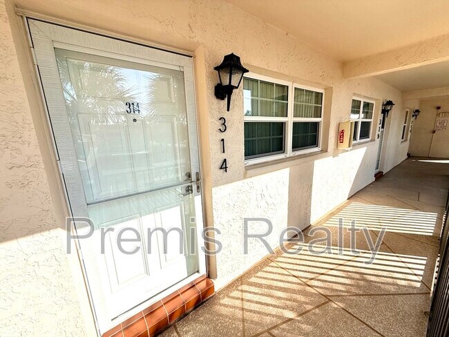 8780 Virginia St in Dunedin, FL - Building Photo - Building Photo