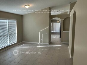 12326 Cedarfield Dr, Unit D102 in Riverview, FL - Foto de edificio - Building Photo