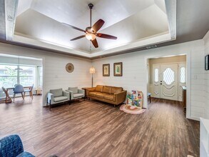 3220 Nottingham Dr in Denton, TX - Foto de edificio - Building Photo