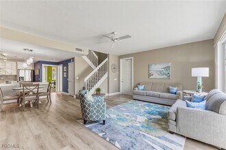 15300 Latitude Dr in Bonita Springs, FL - Building Photo - Building Photo