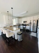 9626 12th View St in Norfolk, VA - Foto de edificio - Building Photo