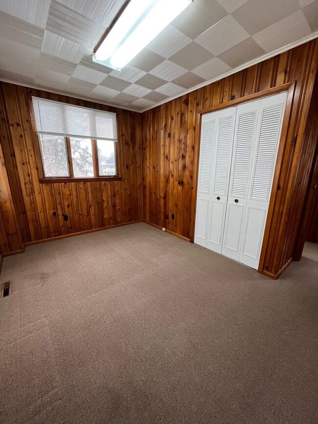 property at 302 Vincennes Ave