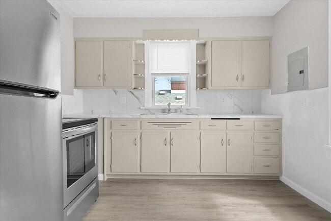 property at 1301 Pine St