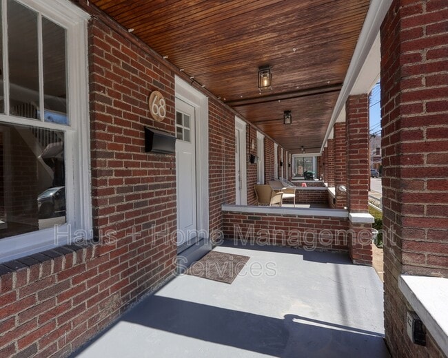 68 Dewey St in Etna, PA - Foto de edificio - Building Photo