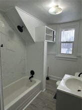 557 Glide St in Rochester, NY - Building Photo - Building Photo