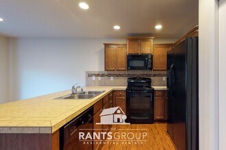 2486 Breen Ln SW in Tumwater, WA - Building Photo - Building Photo