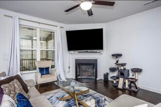 264 Wembley Dr in Clayton, NC - Foto de edificio - Building Photo