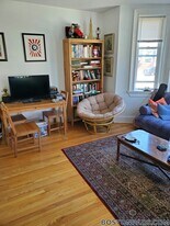 170 Maple St, Unit 111 in Malden, MA - Building Photo