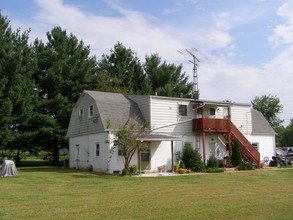 719 N Washington St in Utica, OH - Building Photo - Building Photo