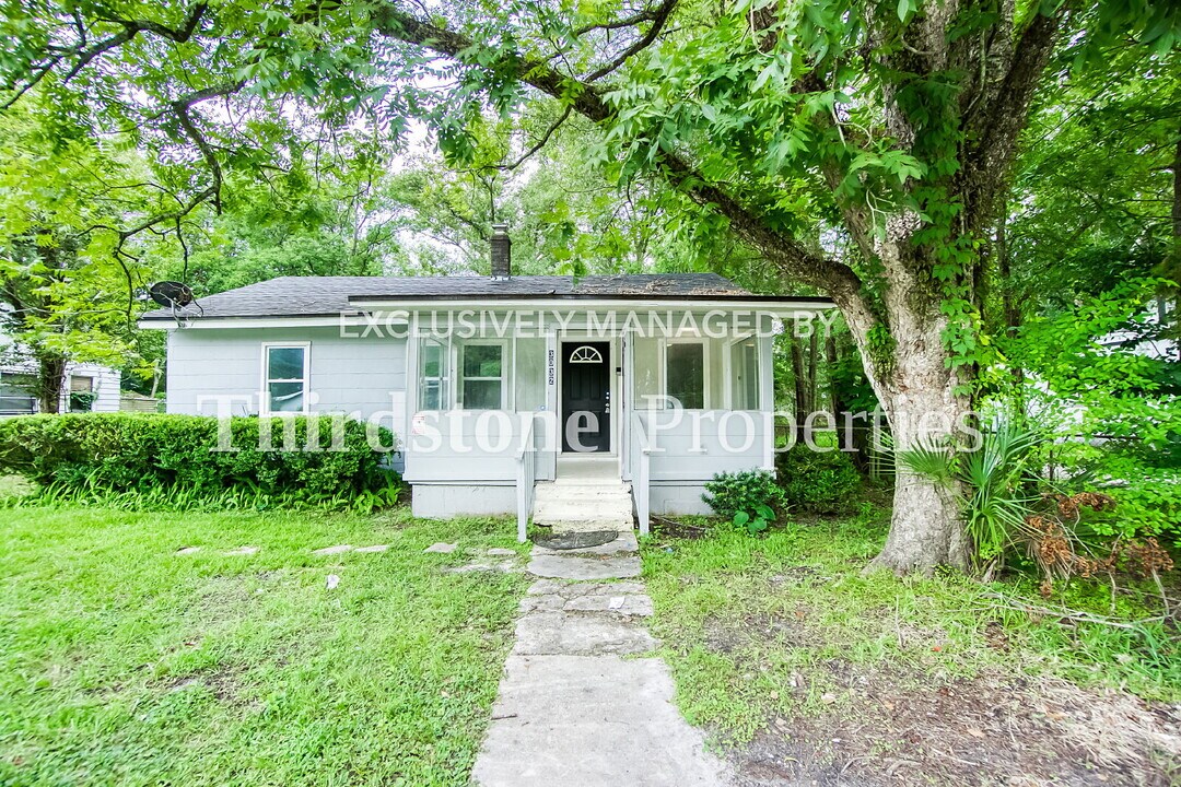 3032 W 5th St in Jacksonville, FL - Building Photo
