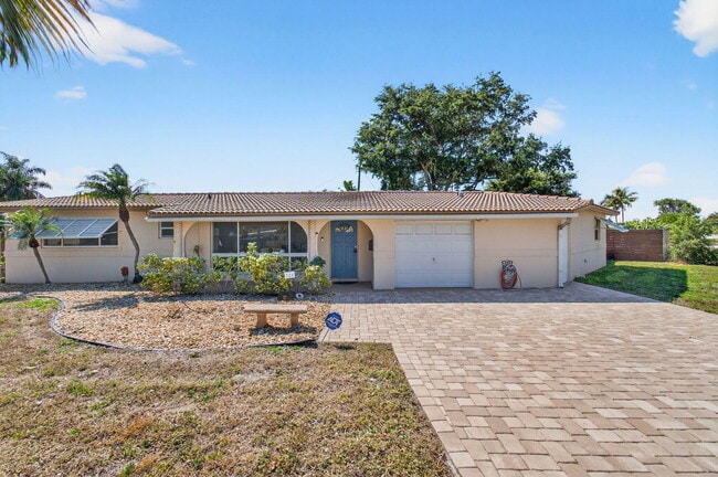 property at 301 SE 8th Ave