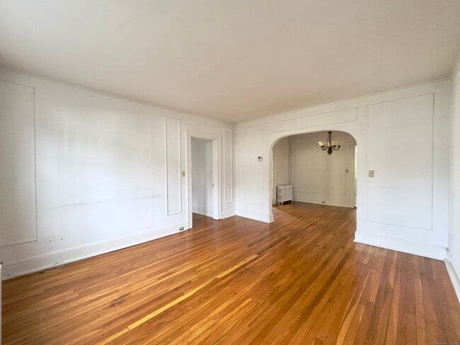 53 Treat Ave in Stamford, CT - Building Photo - Building Photo