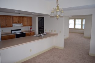Museum Place Apartments in Toledo, OH - Building Photo