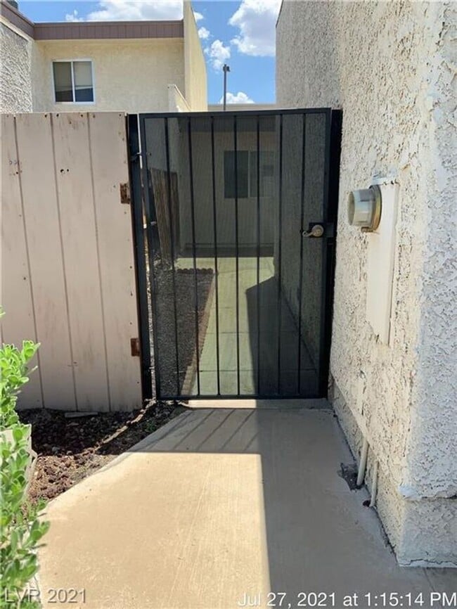 760 Anne Ln in Henderson, NV - Building Photo - Building Photo