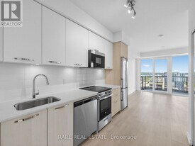 75 James St S in Hamilton, ON - Building Photo