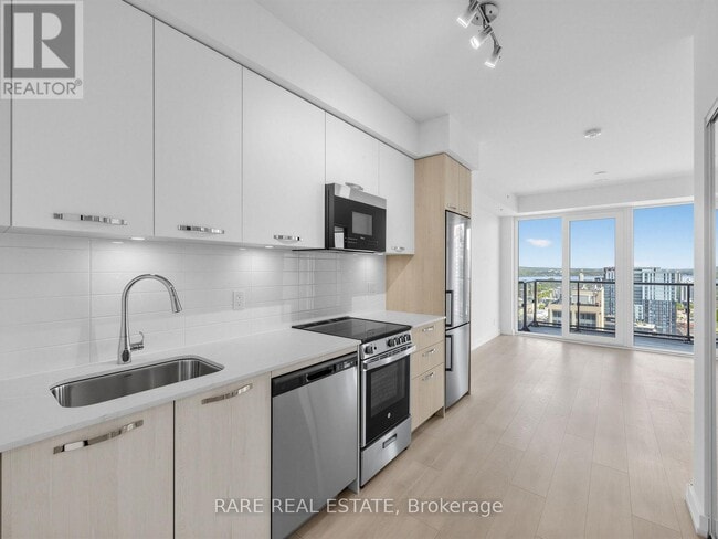 property at 75 James St S