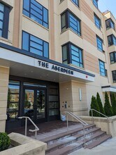 1650 Commonwealth Ave in Boston, MA - Building Photo - Building Photo