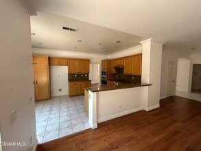 2357 Laurelwood Dr in Thousand Oaks, CA - Building Photo - Building Photo