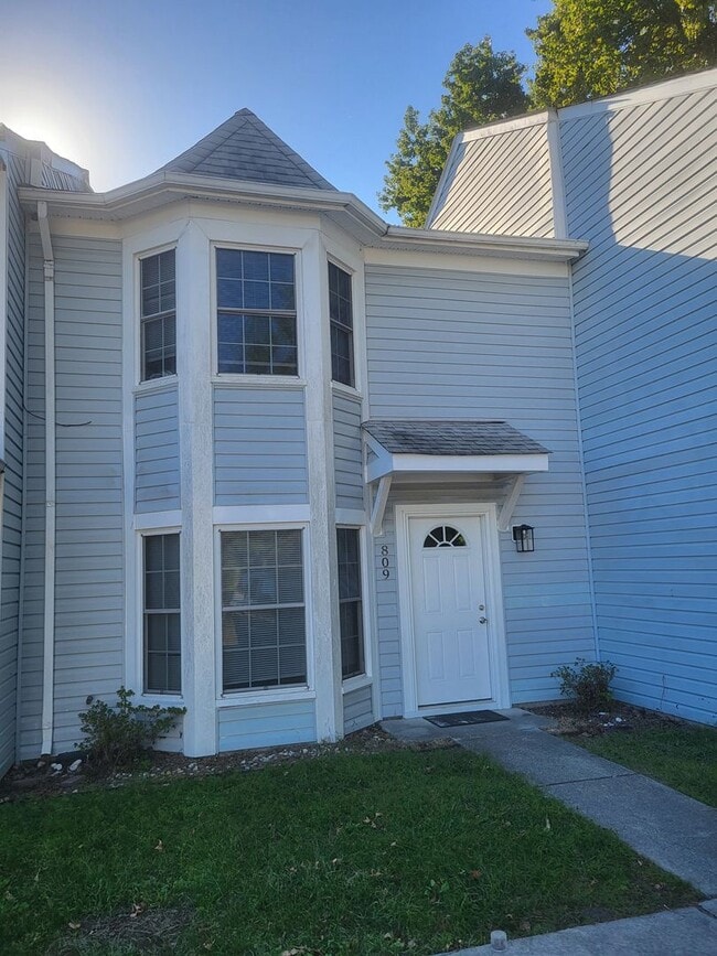 property at 809 Fraternity Ct