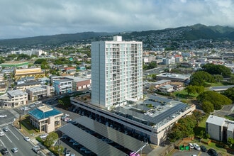 Liliha Square in Honolulu, HI - Building Photo - Building Photo