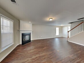 3274 Saville St SW in Atlanta, GA - Building Photo - Building Photo