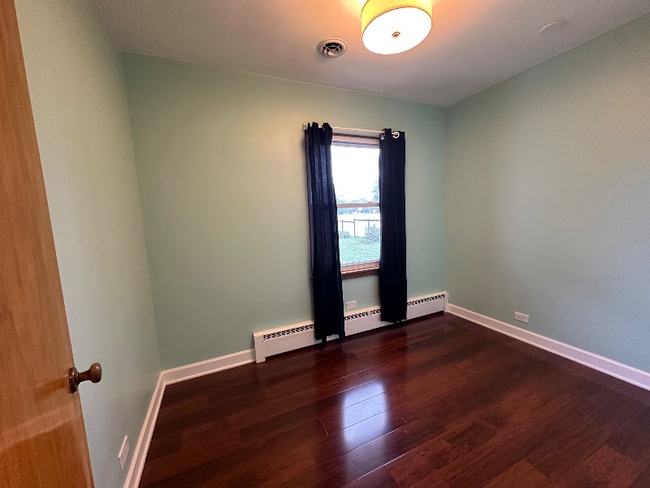 421 W South St in Peotone, IL - Building Photo - Building Photo