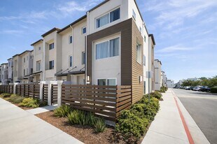 14043 Royalton Ln in Gardena, CA - Building Photo