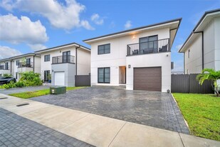 1337 NW 3rd St in Florida City, FL - Building Photo